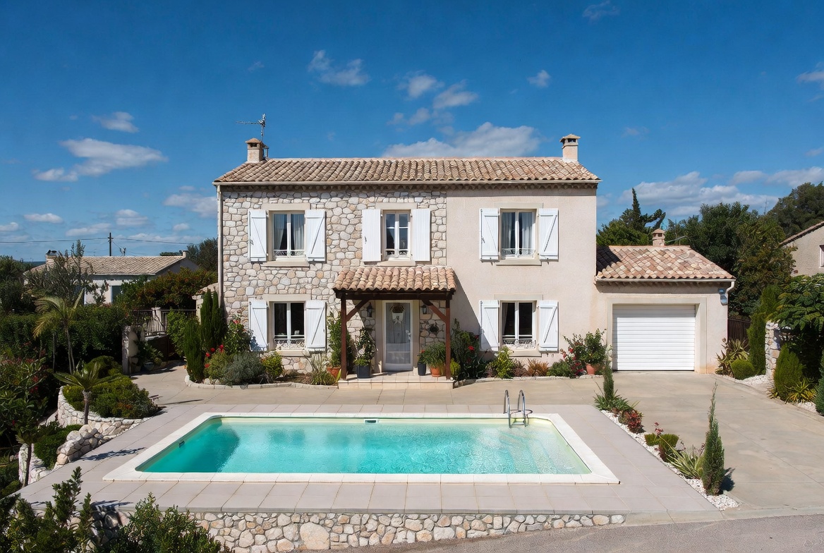 Maison de plain pied à Ollioules